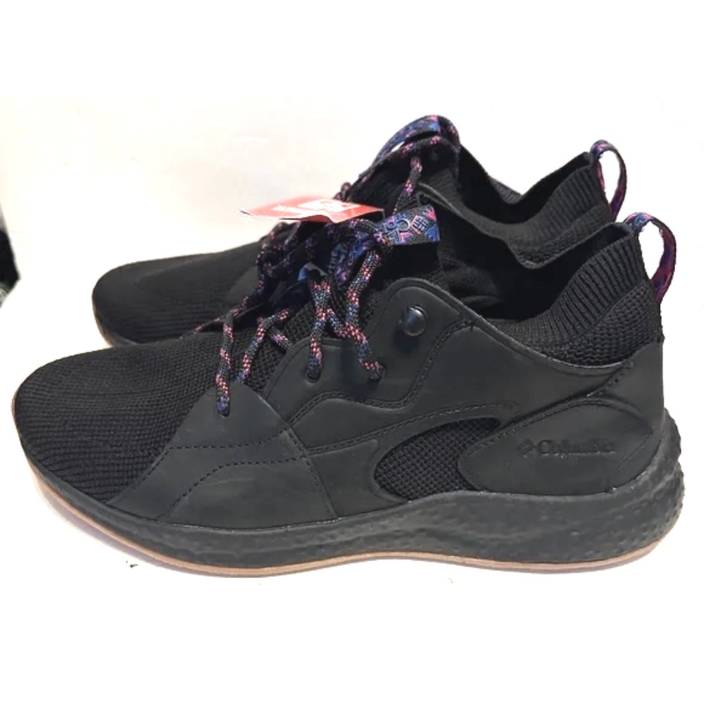 Columbia BM9903-010 Mens Sz 10 Hiking Boots NEW